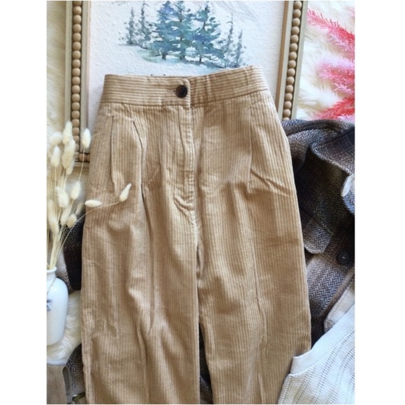 H&M Vintage Farmhouse High Waisted Corduroy Slacks - Picture 10 of 11